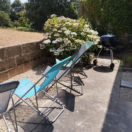 Maison Au Calme Avec Vue Etang Clesse  Exterior photo